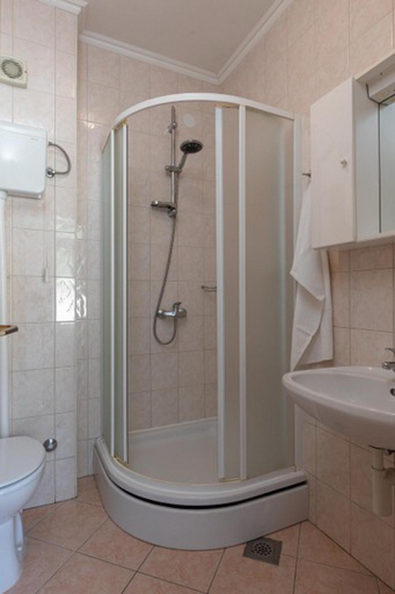 House Rasica Apartment Molunat Ngoại thất bức ảnh