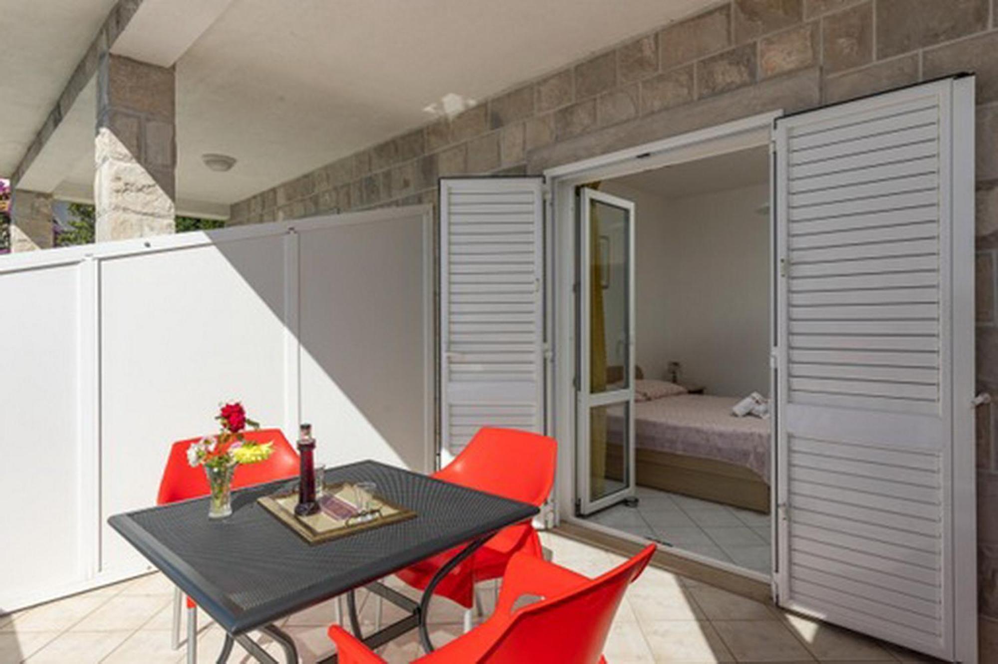 House Rasica Apartment Molunat Ngoại thất bức ảnh