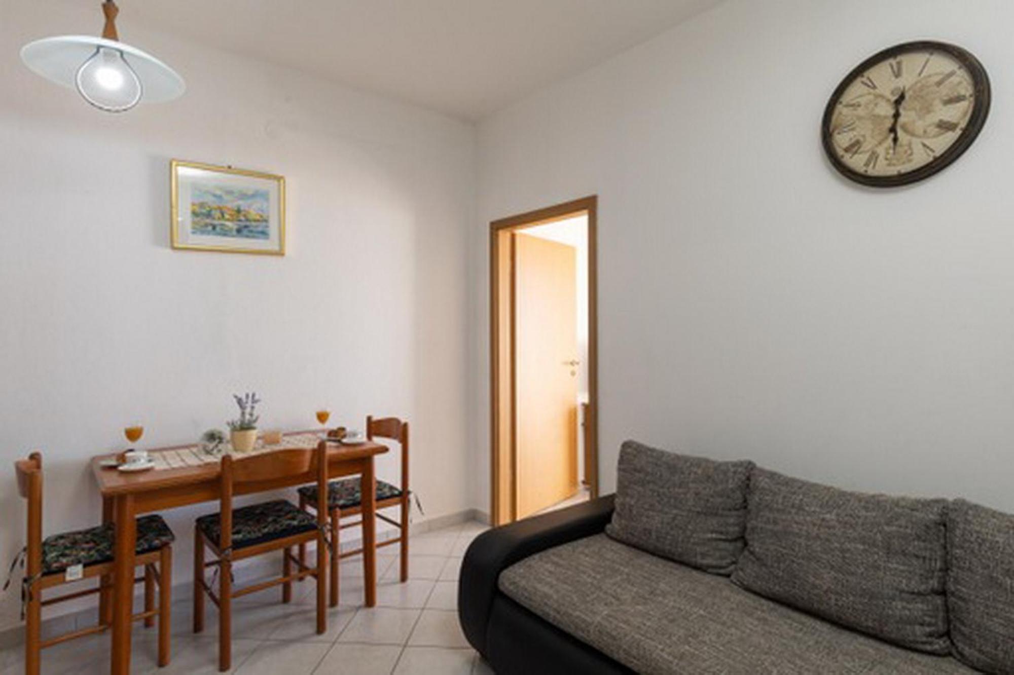House Rasica Apartment Molunat Ngoại thất bức ảnh